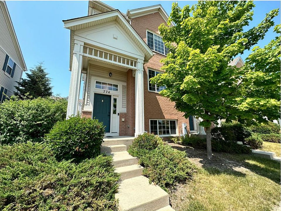 1st image of 774 Sanborn St