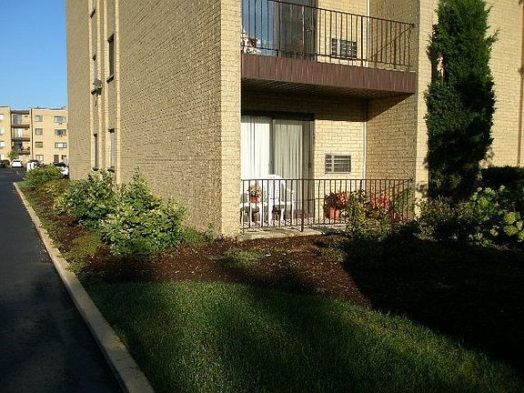 2nd image of 6600 S Brainard Ave APT 110