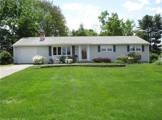 88 Fox Hill Rd, Wethersfield, CT 06109