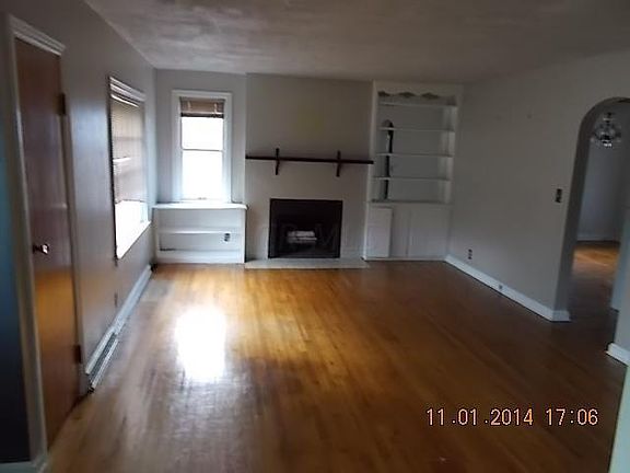 4th image of 140 Central Ave