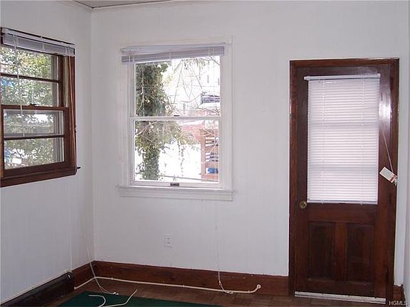 5th image of 58 Lincoln Ave
