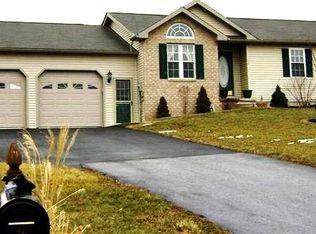 26 Burns Rd, Spring Grove, PA 17362