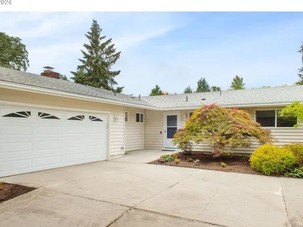 8785 SW Birch St, Portland, OR 97223