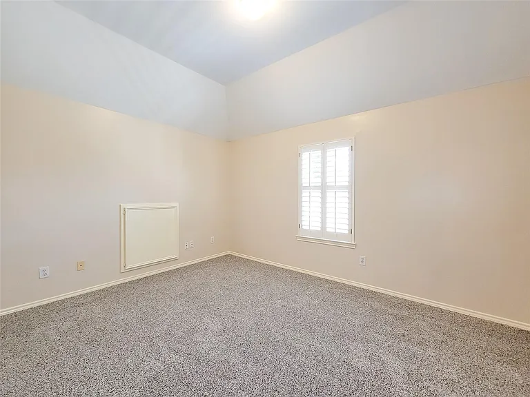 4106 Creek Ridge Ln — Photo 37