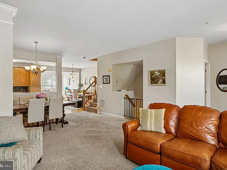 3836 Glebe Meadow Way — Photo 6