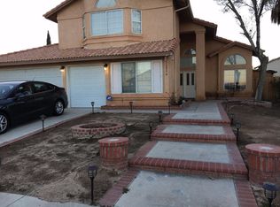 12954 Snowview Rd, Victorville, CA 92392