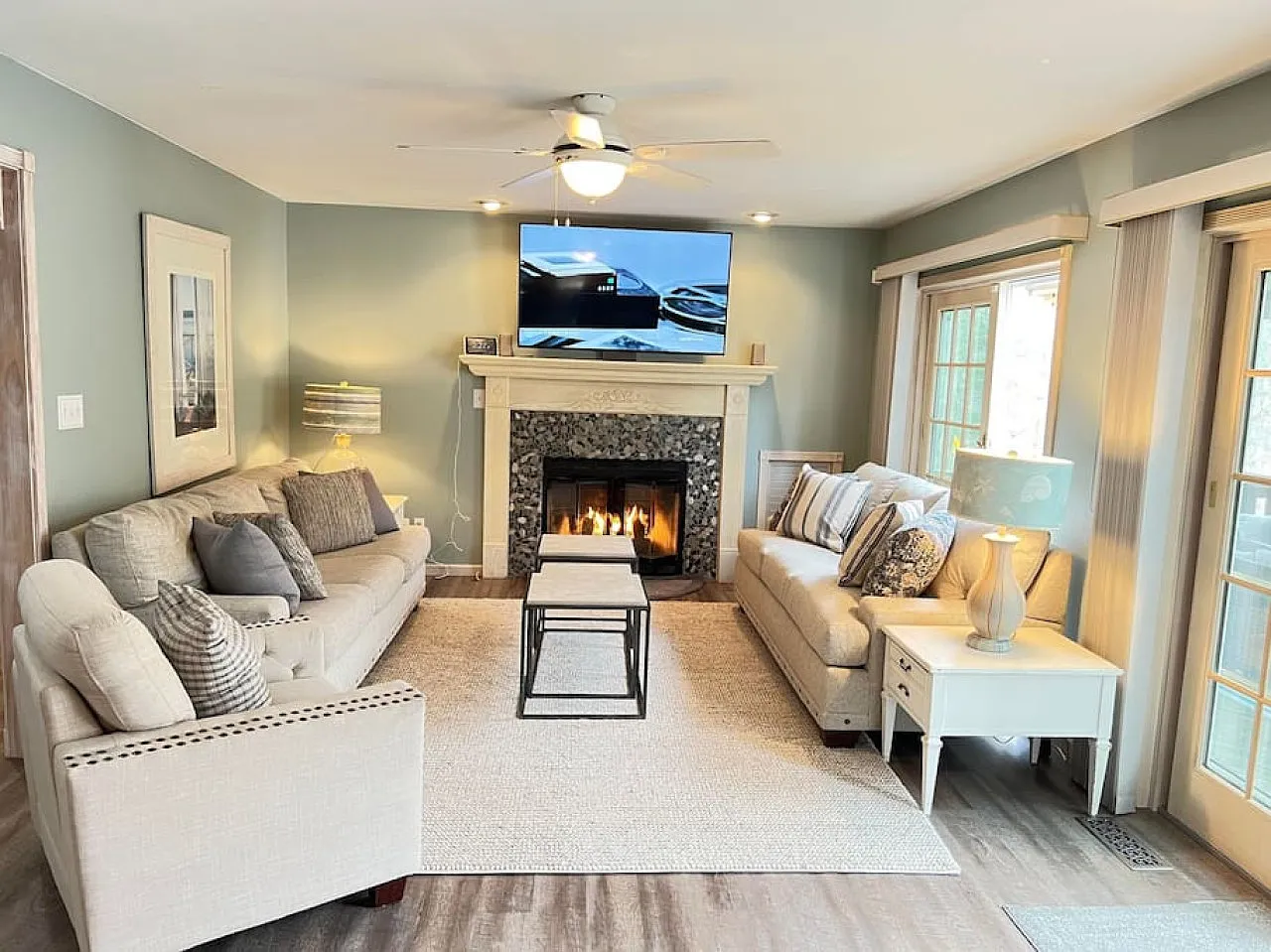 5 bed, 3.5 bath, 3229 sqft, $4,750 — Photo 3