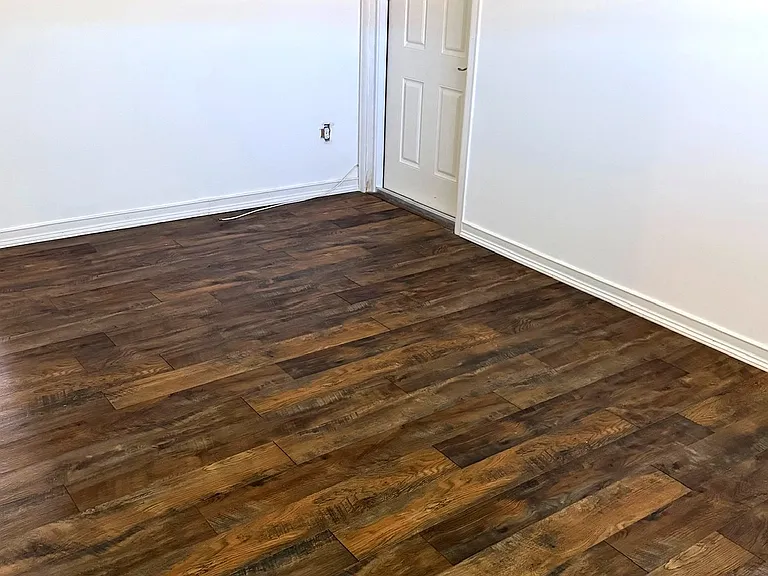 9105 Little River Dr — Photo 4