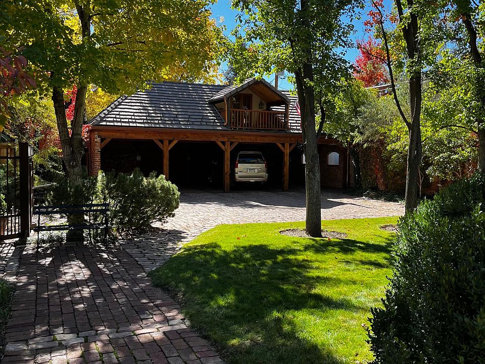 Carriage House: the common grounds inside this gated and walled enclave, secured by the steel auto gate and pedestrian gate.