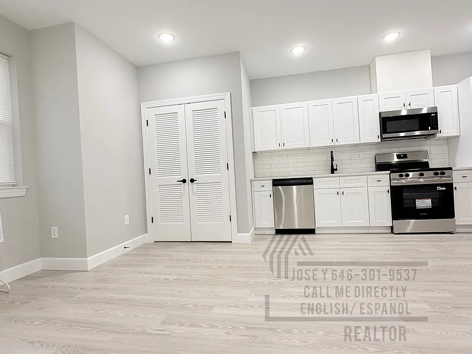 168-170 Fair St #100