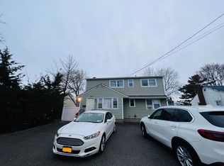 361 W Old Country Rd, Hicksville, NY 11801