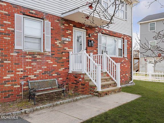 2nd image of 22 Commodore Ave #B