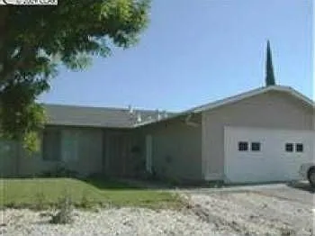 2181 Dover Way photo 1