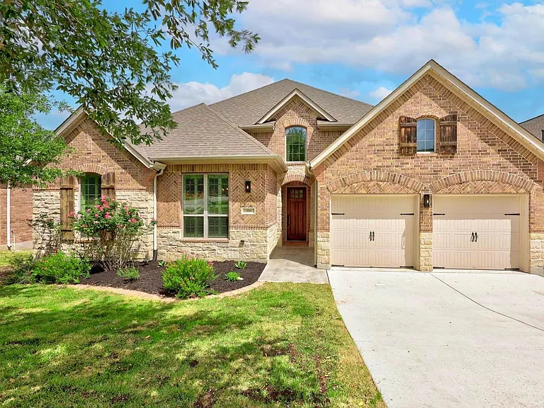 366 Mirafield Ln — Photo 2