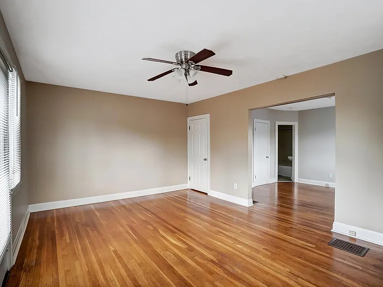 104 Bank Ave #2 — Photo 22
