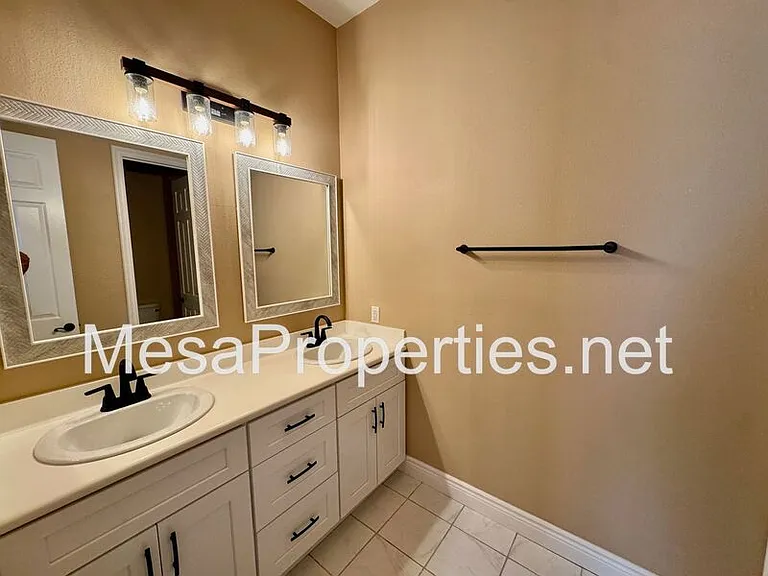 28610 Strauss Ln — Photo 48