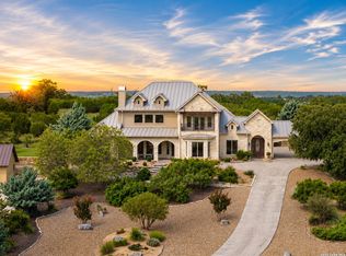 3919 Kite Dr, Kerrville, TX 78028