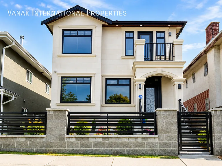 3771 Frances St — Photo 1