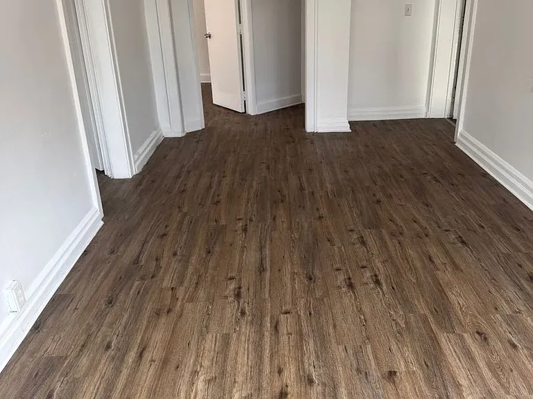 9605 Lorain Ave — Photo 10