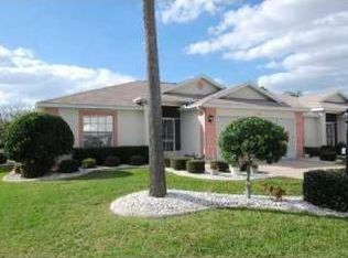 2010 Gardenia Landings Ln, Sun City Center, FL 33573