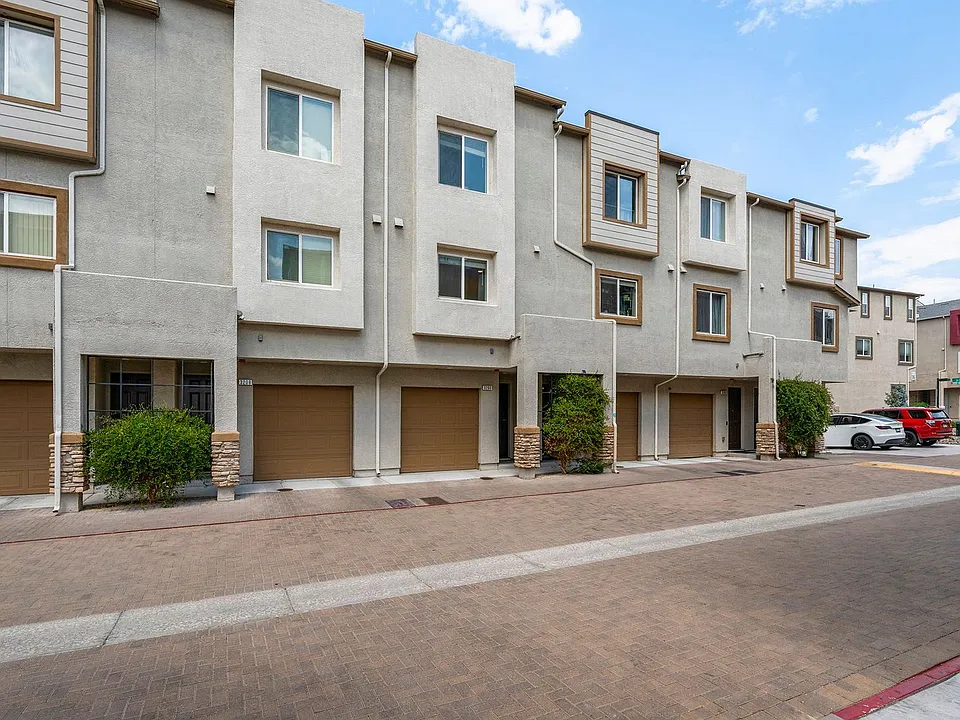 3206 Sterling Ridge Cir