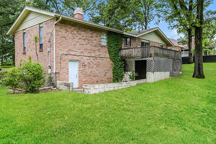 5425 Randolph Rd — Photo 16