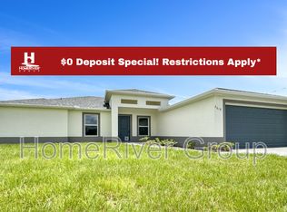 2618 10th St W, Lehigh Acres, FL 33971