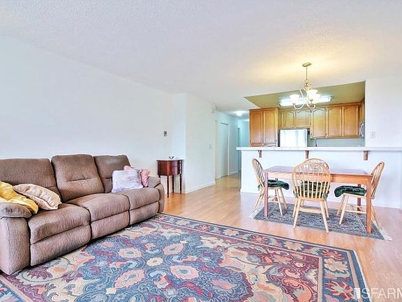 4th image of 2202 Wildflower Ct