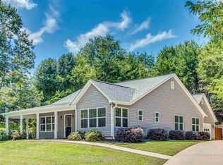 6 Pleasant Knoll Ln, Greer, SC 29651