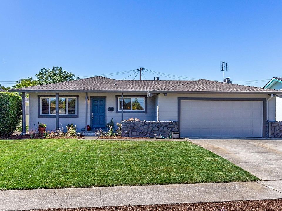 1st image of 5172 Paseo Olivos