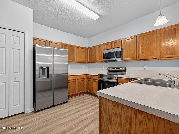 5th image of 3620 KIRKPATRICK Circle #1