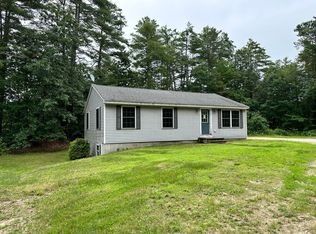 8 Reds Way, Raymond, ME 04071