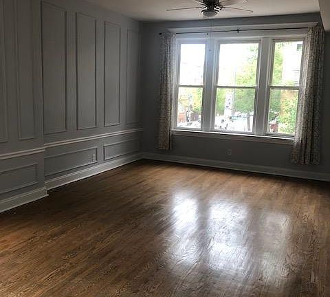 4th image of 4552 N Claremont Ave APT 3