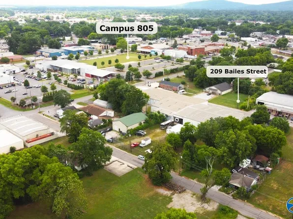 209 Bailes St NW, Huntsville, AL 35805
