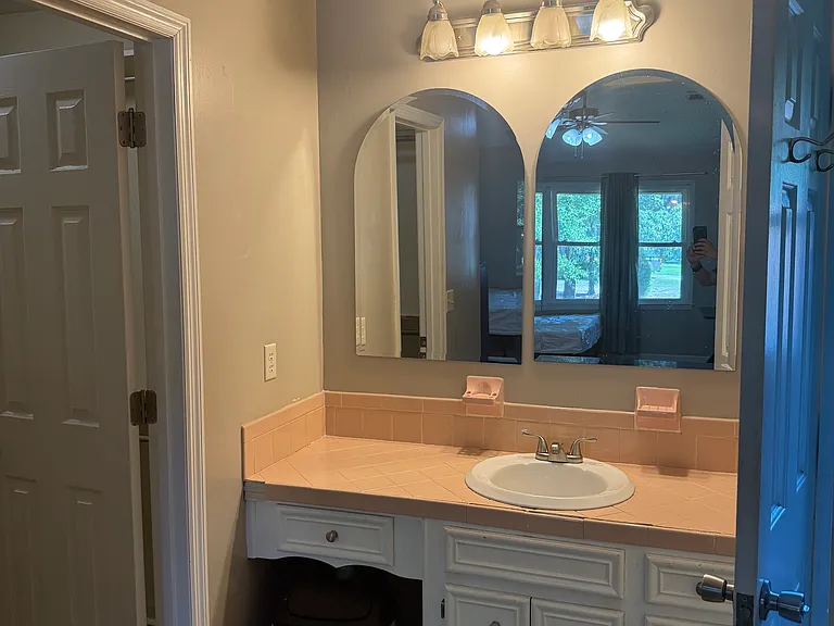 146 Mellard Dr — Photo 16