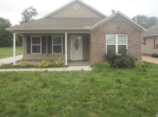 212 Phillips St, Jackson, TN 38301