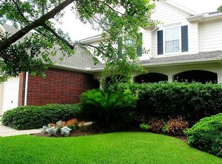 8814 Gaslight Village Dr, Houston, TX 77095