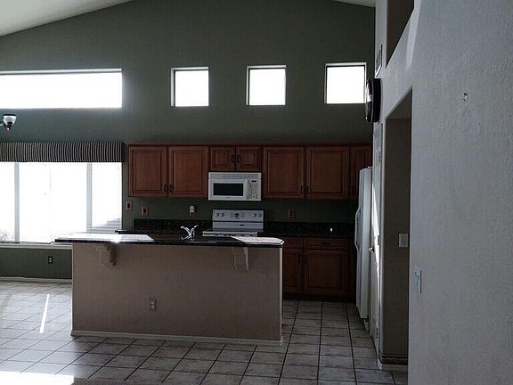2nd image of 5639 W Tonopah Dr