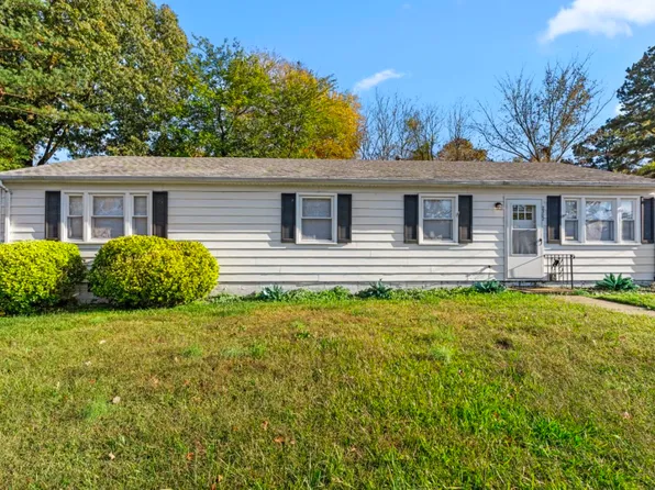 2302 Norfolk St, Hopewell, VA 23860