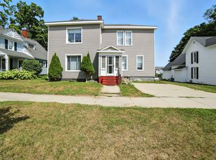 332 W Upton Ave, Reed City, MI 49677