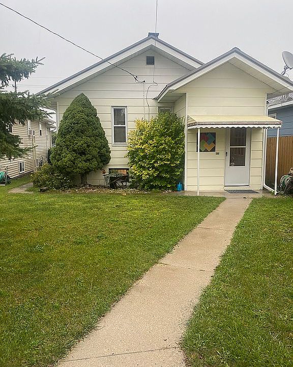 411 S 2nd St, Rogers City, MI 49779 Zillow