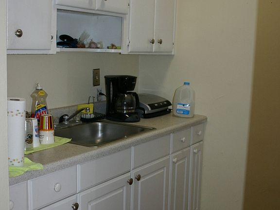 4th image of 403 N 5TH Avenue