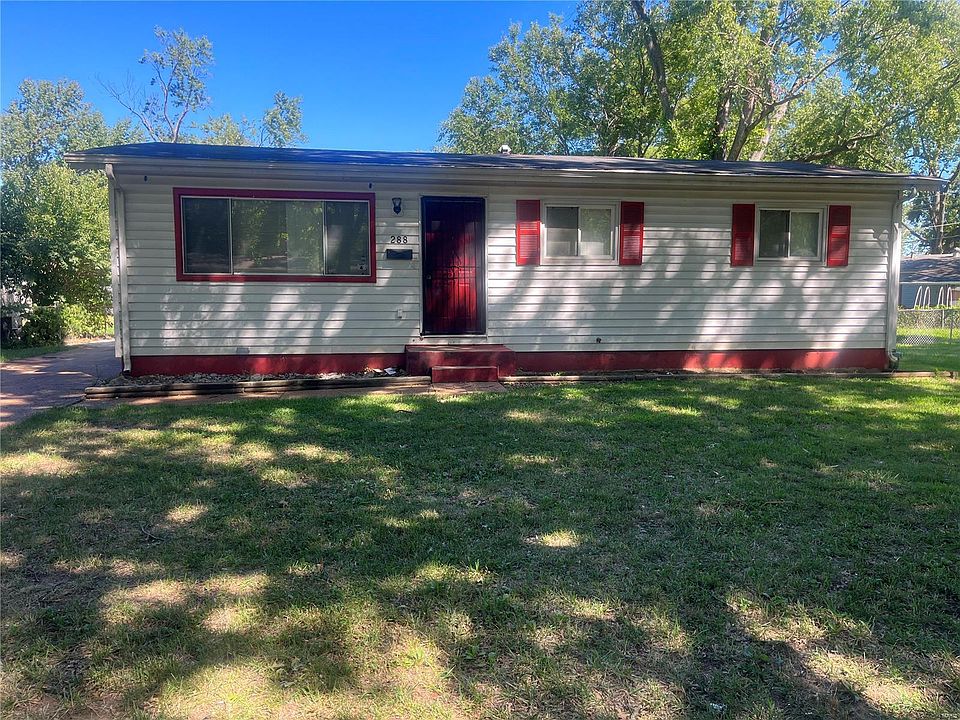 1st image of 288 Dashwood Dr