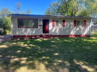 288 Dashwood Dr, Saint Louis, MO