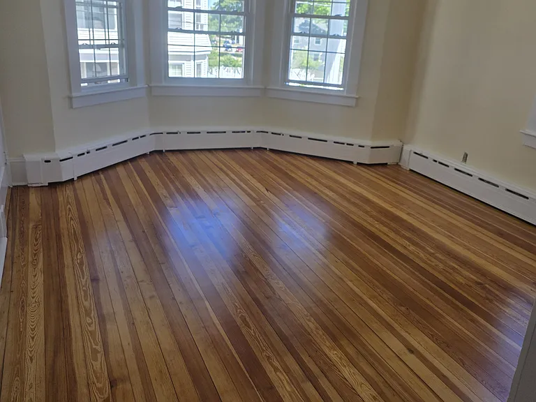 19 Stephen St #2 — Photo 11