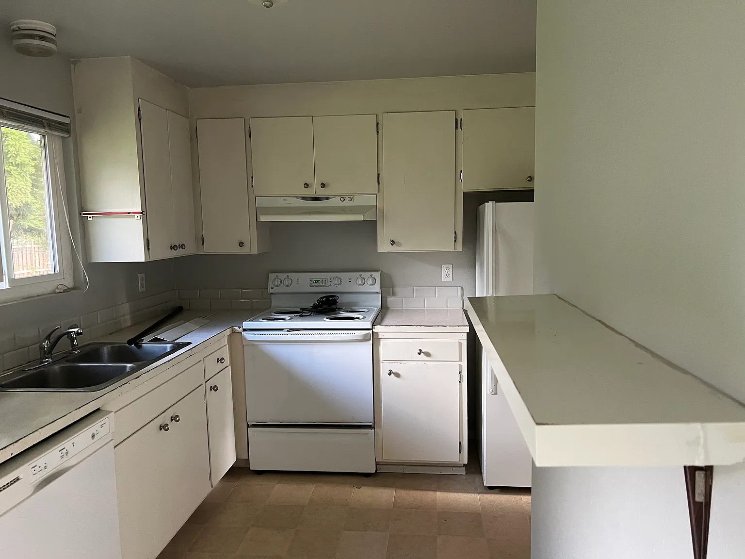 2 bed, 950 sqft, $2,600 — Photo 3