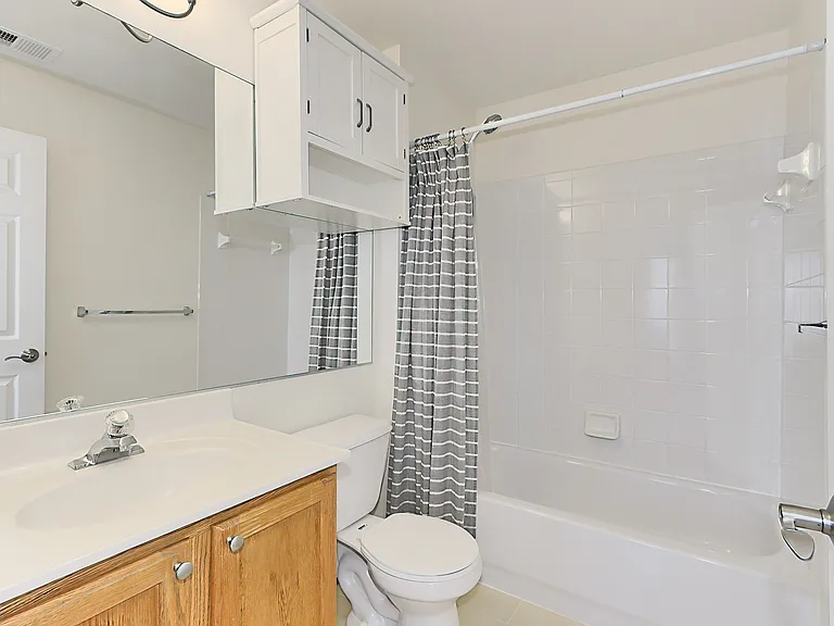 21510 Iredell Ter — Photo 15