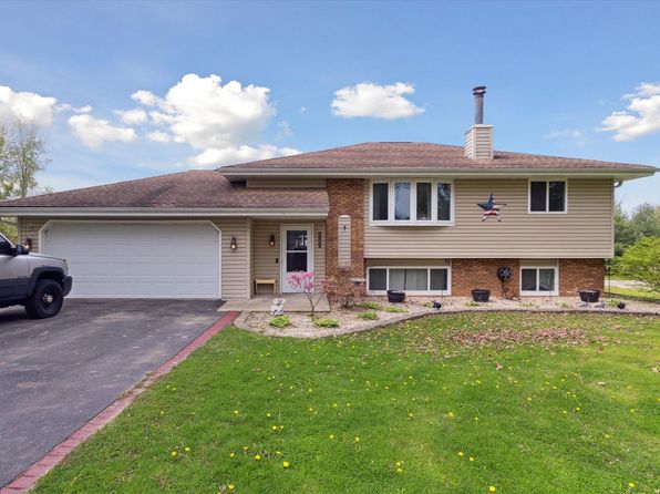 8561 Verde Ct, Byron, IL 61010