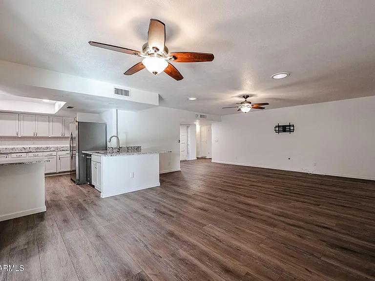 26033 S Hollygreen Dr — Photo 10