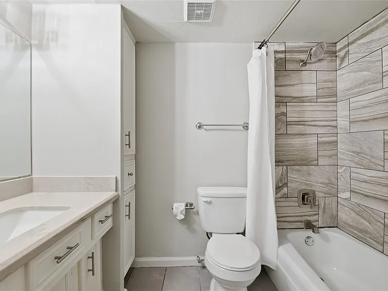7535 Olympia Dr — Photo 20